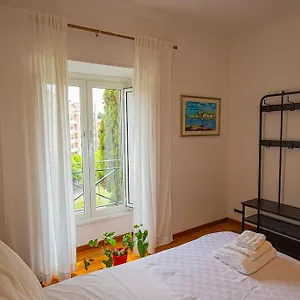  Apartamento Dimora Al Colosseo, 2 Bedrooms
